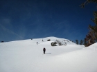 The final climb to the summit (George R photo).