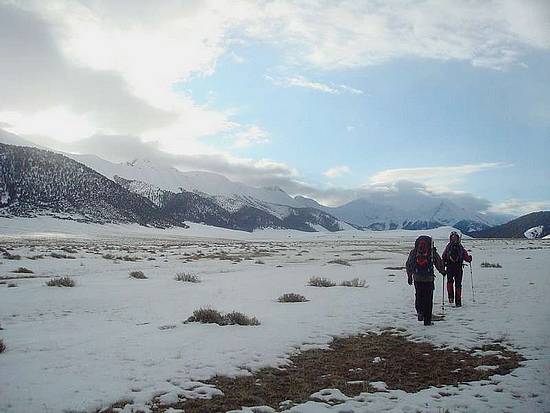 Starting the long approach to Petros Peak.